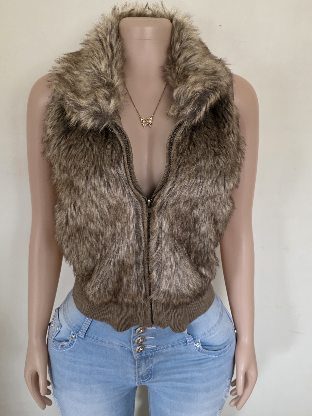 Arizona Jean Company Fur Zip Front Vest in Brown